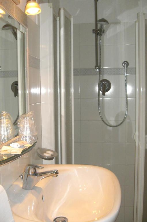 Hotel Alpino バルガ 部屋 写真